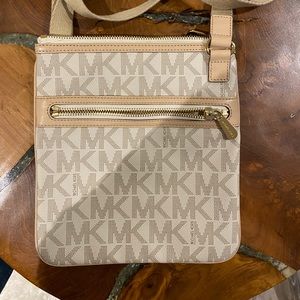 michael kors cross body bag. worn twice